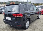 Volkswagen Touran 5