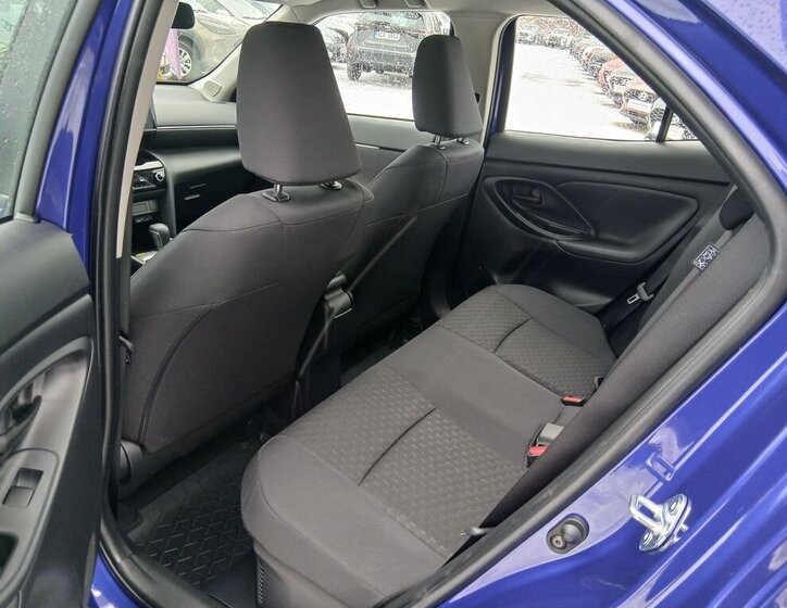 Toyota Yaris Cross 12