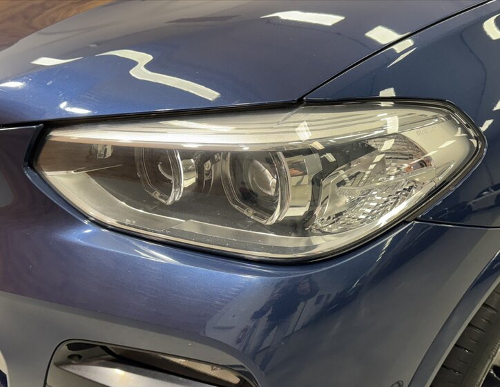 BMW X4 SUV 3,0 l 195 kw