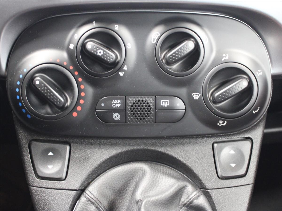 Fiat 500 Hatchback 899,0 63 kw