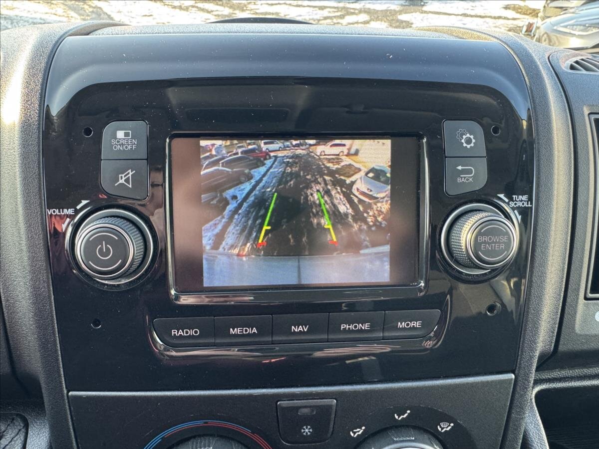 Opel Movano Skříň 2,2 l 103 kw