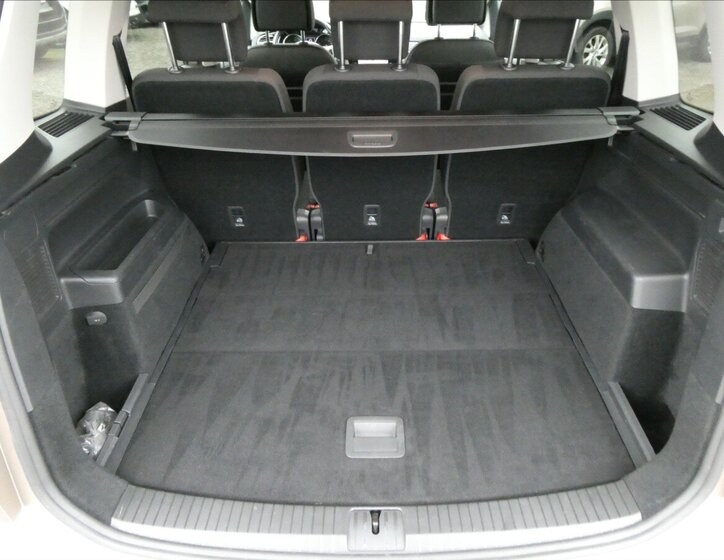 Volkswagen Touran 18