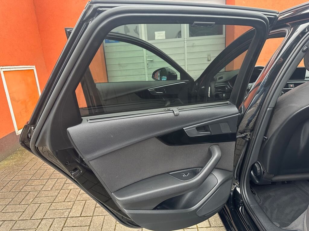 Audi A4 Kombi 2,0 l 140 kw