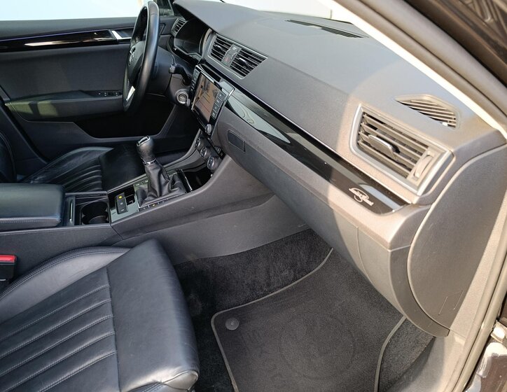 Škoda Superb Kombi 2,0 l 140 kw