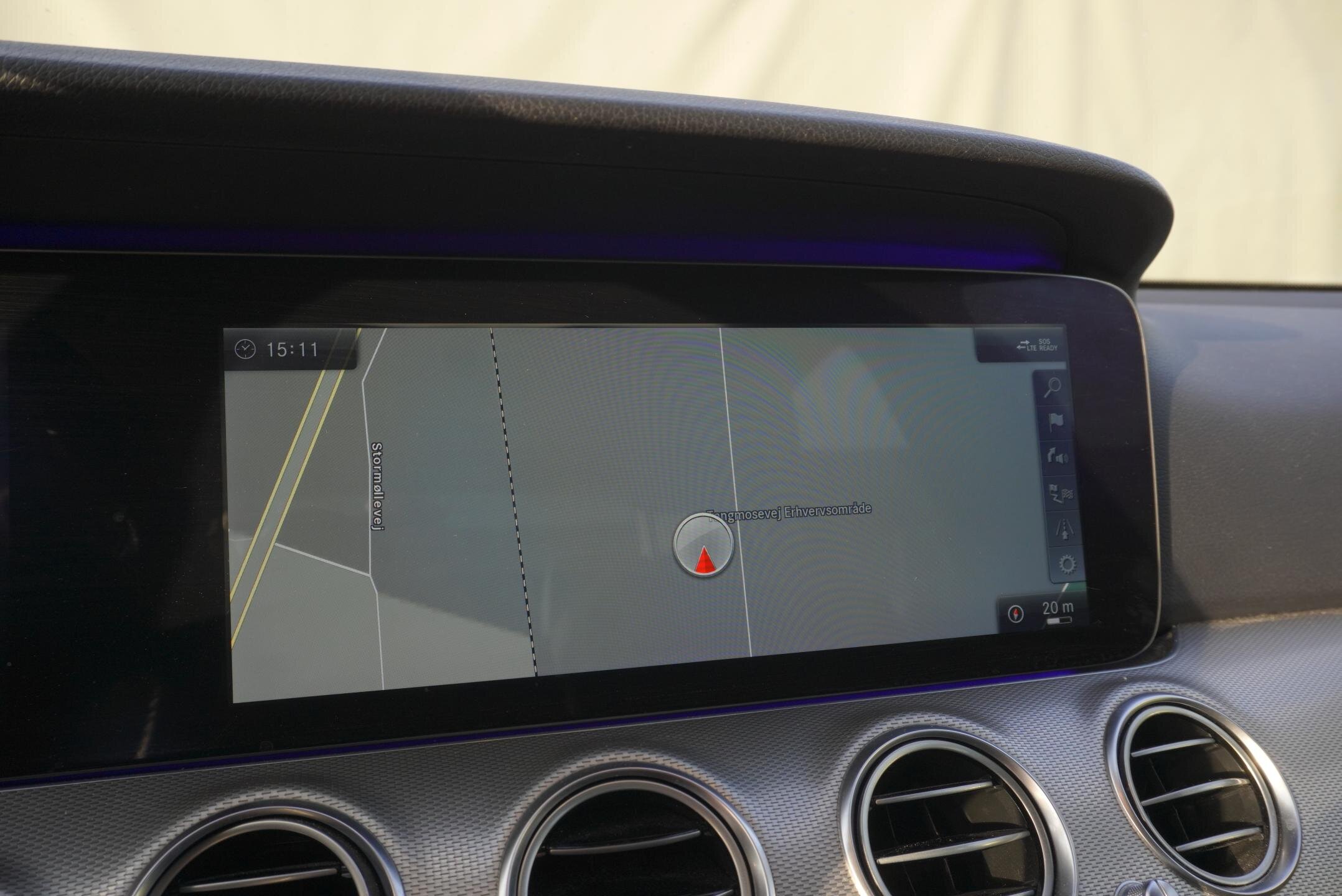 Mercedes-Benz Třídy E Sedan 2,0 l 180 kw