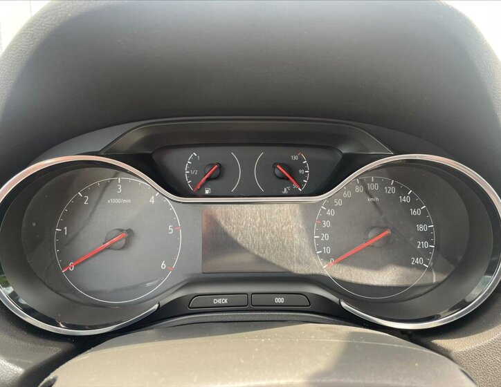 Opel Grandland X SUV 2,0 l 130 kw