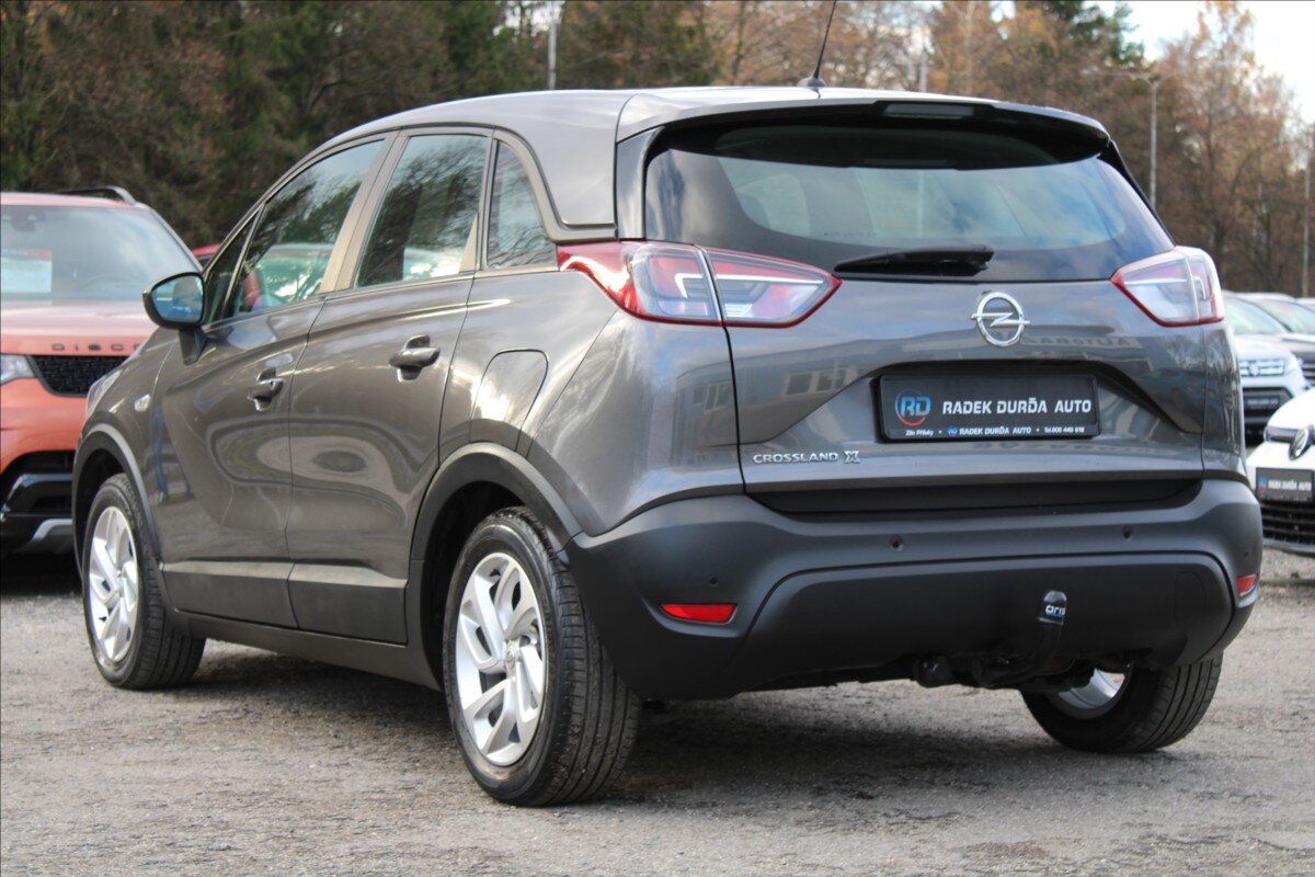 Opel Crossland X SUV / Terénní 1,2 l 61 kw