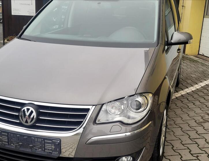 Volkswagen Touran 3