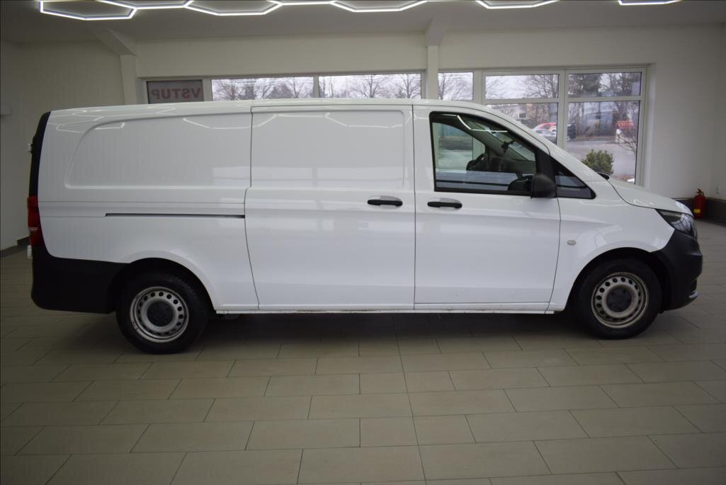 Mercedes-Benz Vito Skříň 2,0 l 120 kw