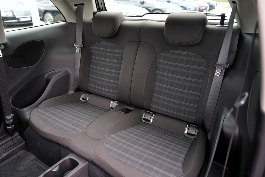 Opel Adam Hatchback 1,4 l 64 kw