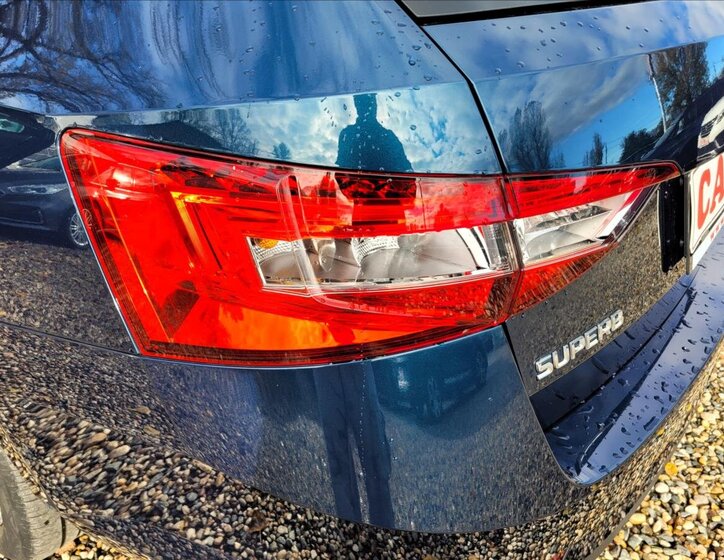 Škoda Superb Kombi 1,4 l 115 kw