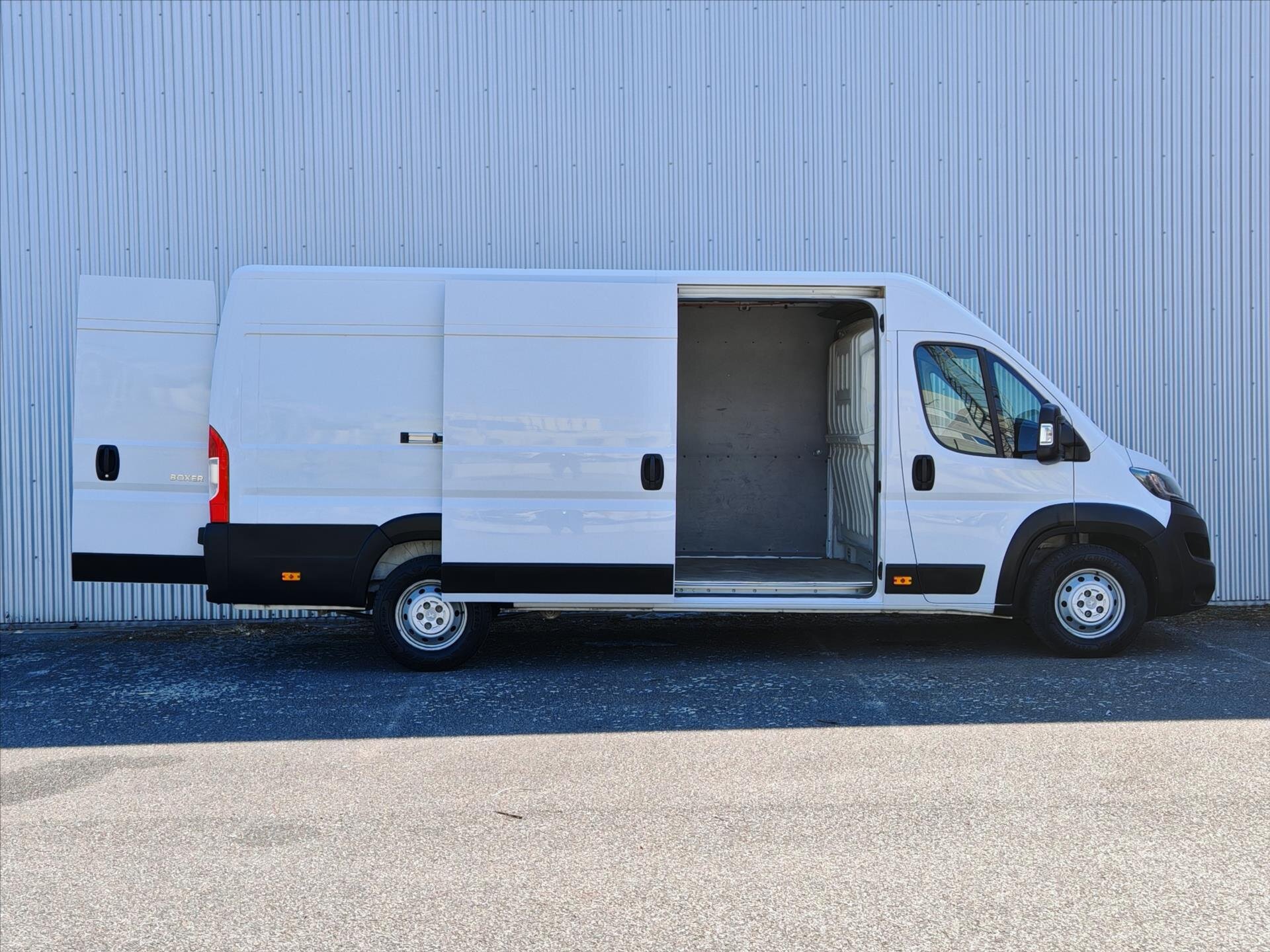 Peugeot Boxer Skříň 2,2 l 121 kw