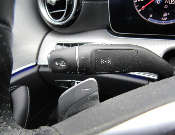 Mercedes-Benz Třídy E 24