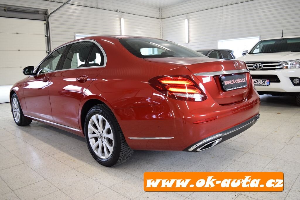 Mercedes-Benz Třídy E Sedan 0,0 110 kw