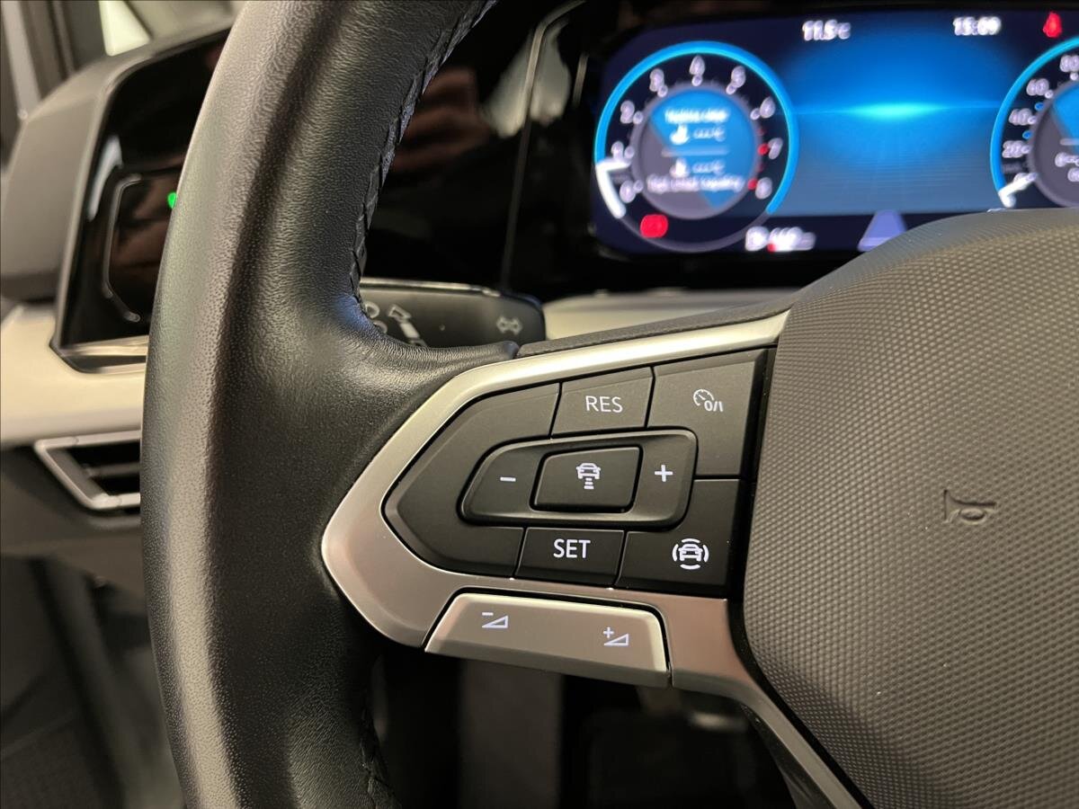 Volkswagen Golf Hatchback 1,5 l 110 kw