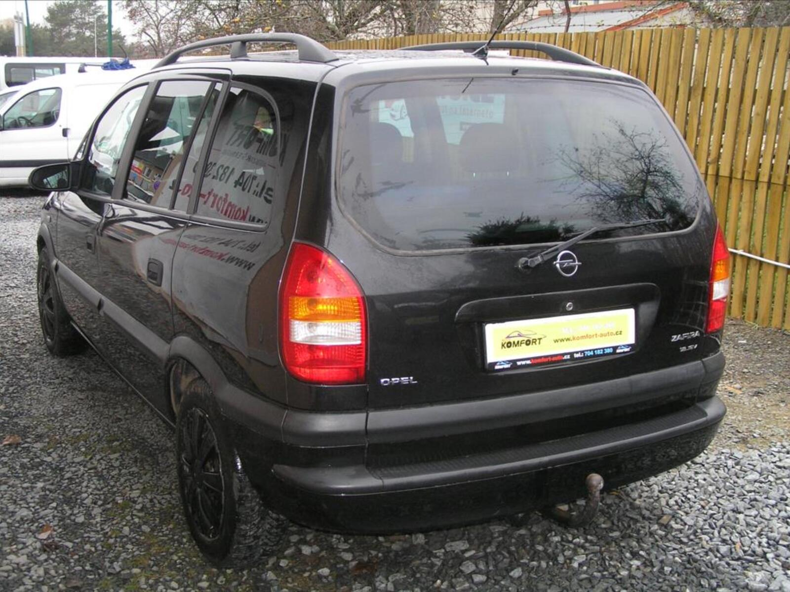 Opel Zafira 6