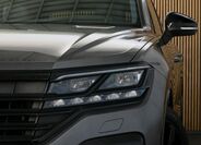 Volkswagen Touareg 8