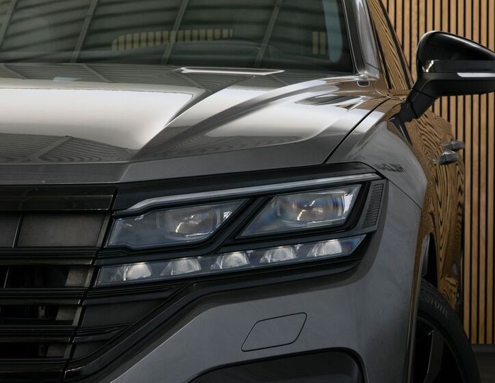 Volkswagen Touareg 8