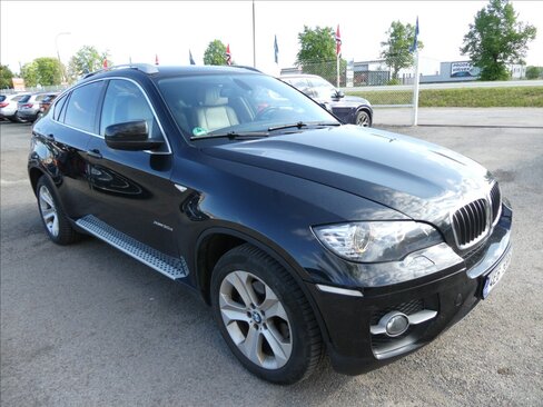 BMW X6 SUV / Terénní 3,0 l 180 kw