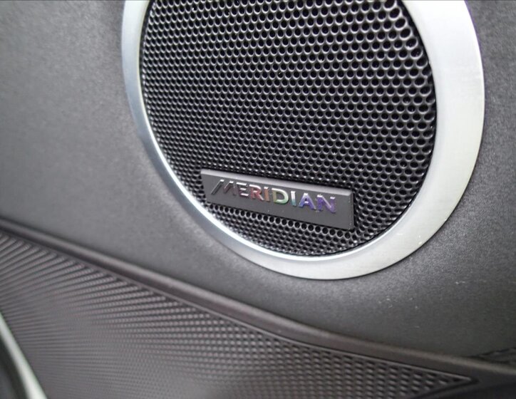 Land Rover Discovery SUV / Terénní 2,0 l 132 kw