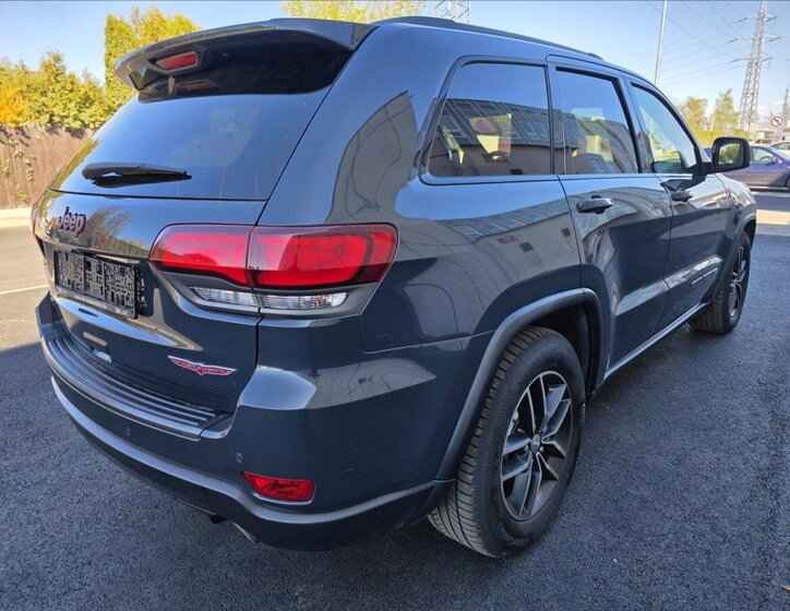 Jeep Grand Cherokee SUV / Terénní 3,0 l 184 kw