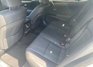 Lexus ES 300h Sedan 2,5 l 160 kw