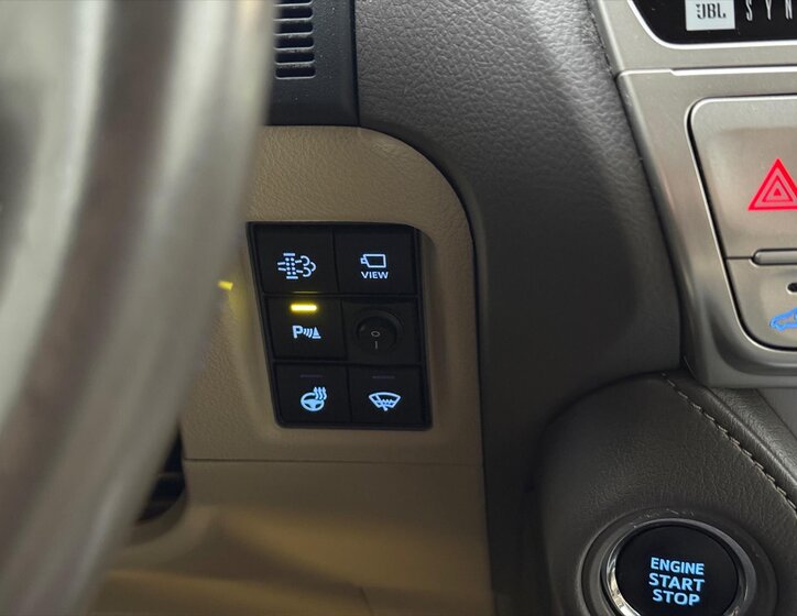 Toyota Land Cruiser 20