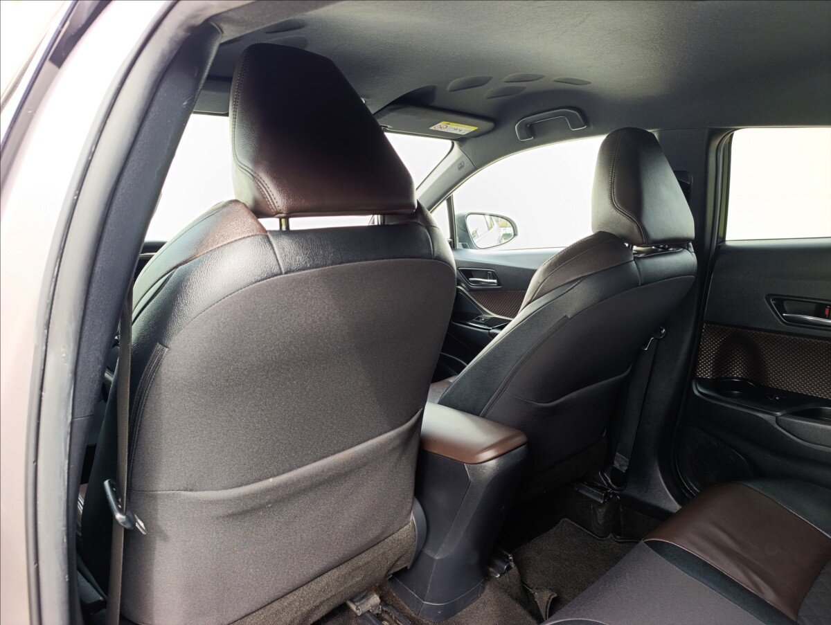 Toyota C-HR Hatchback 1,8 l 72 kw