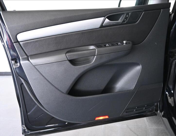 Volkswagen Sharan 26