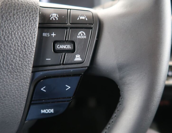 Toyota C-HR SUV 1,8 l 72 kw