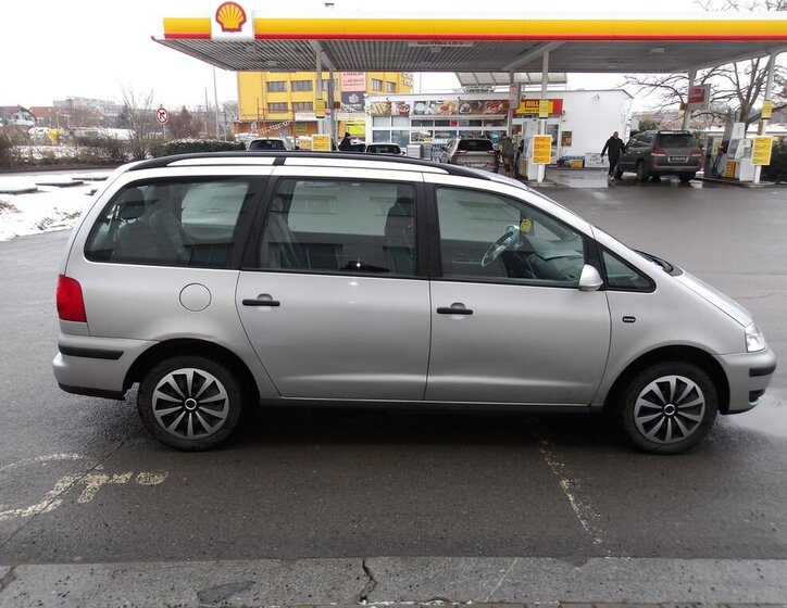 Volkswagen Sharan Kombi 1,9 l 85 kw
