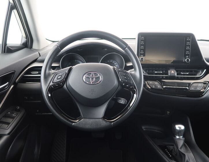 Toyota C-HR 16