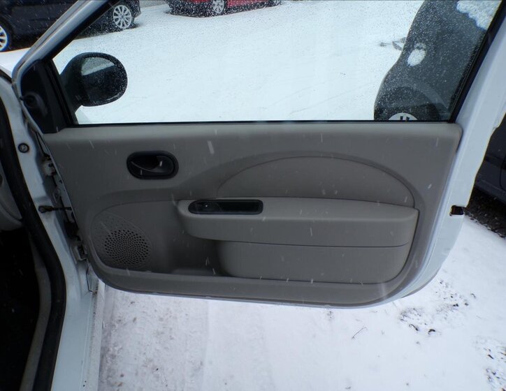 Renault Twingo Hatchback 1,1 l 43 kw