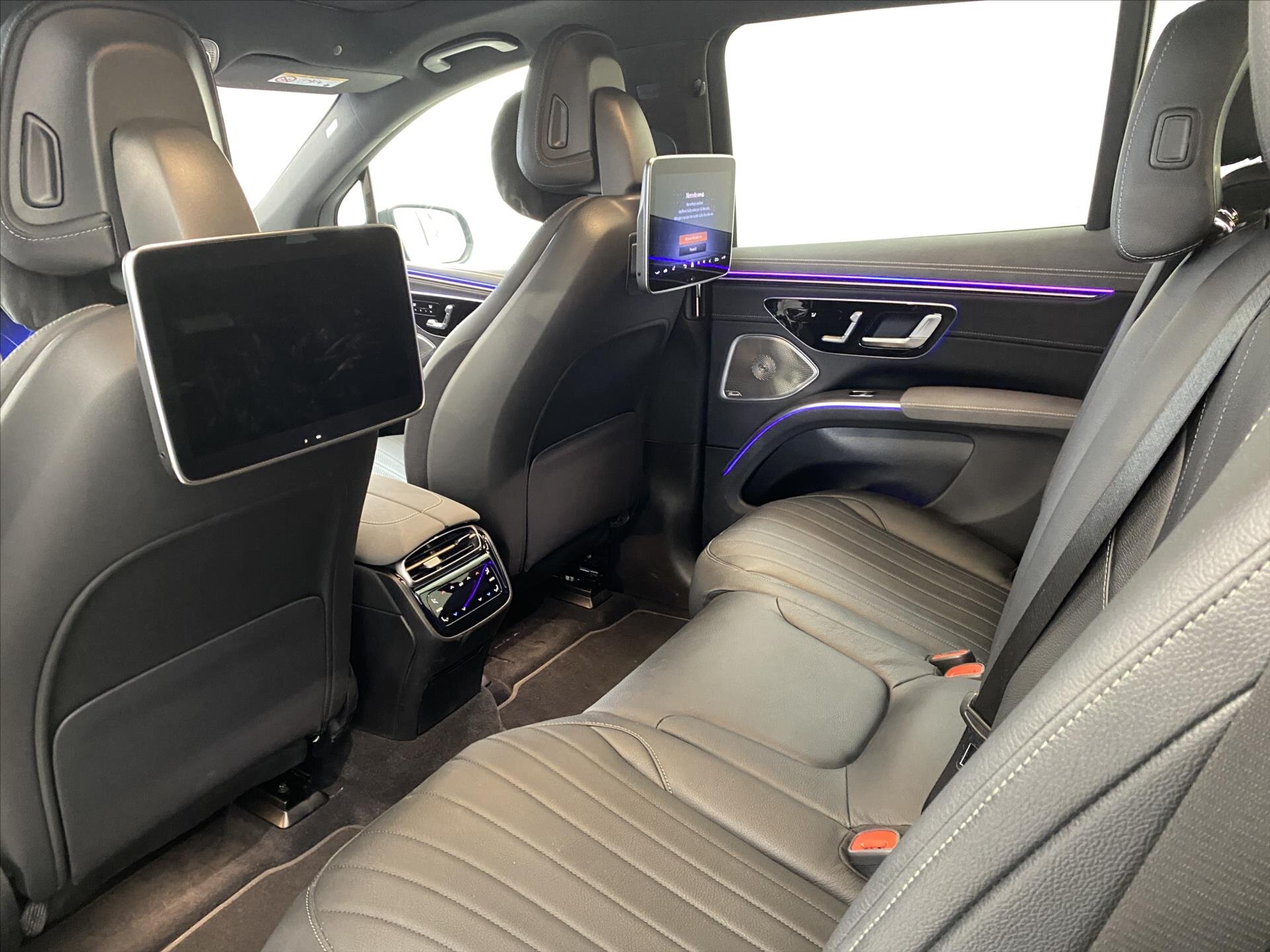 Mercedes-Benz EQS SUV / Terénní 0,0 330 kw