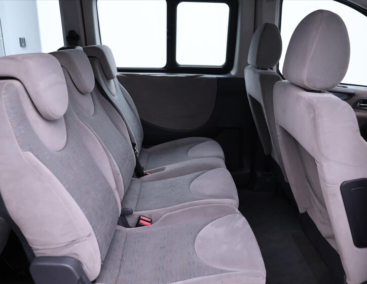 Citroën Ostatní Kombi 2,0 l 88 kw