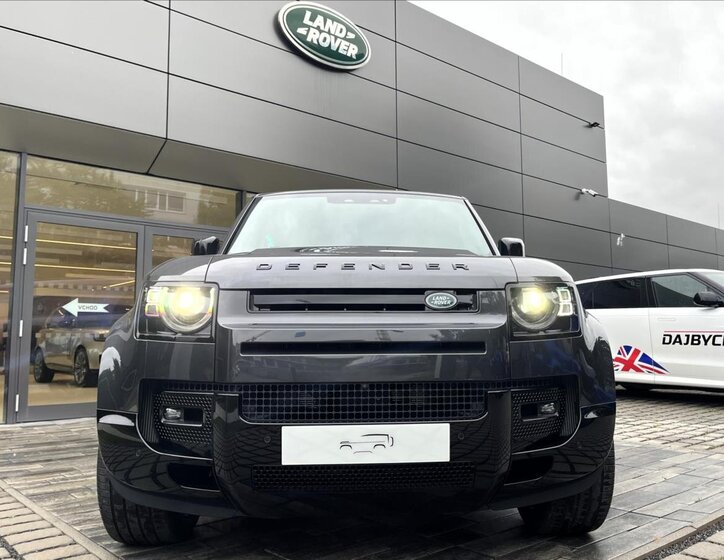Land Rover Defender SUV 3,0 l 183 kw