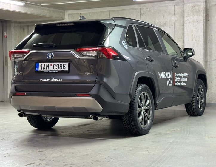 Toyota RAV4 SUV 2,5 l 163 kw