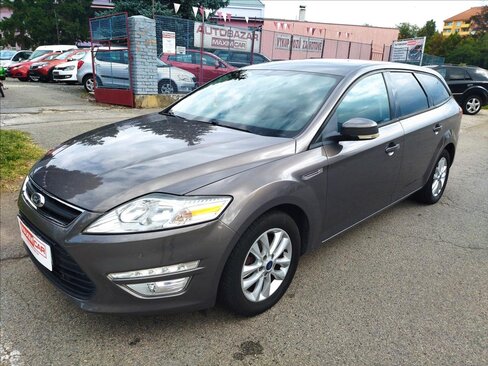 Ford Mondeo Kombi 2,0 l 120 kw