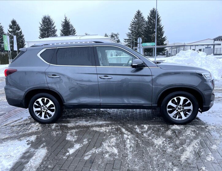 SsangYong Rexton Kombi 2,2 l 148 kw