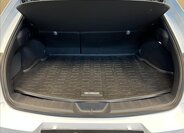 Lexus UX 300h SUV 2,0 l 146 kw