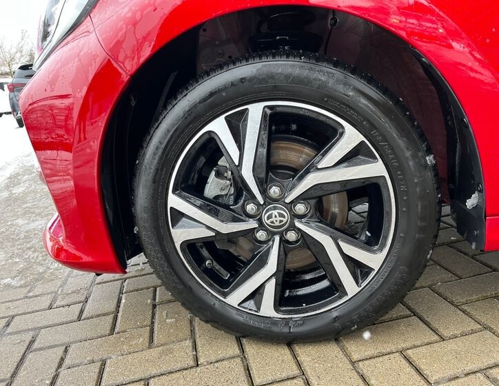 Toyota Yaris Hatchback 1,5 l 68 kw