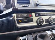 Volkswagen Multivan 27