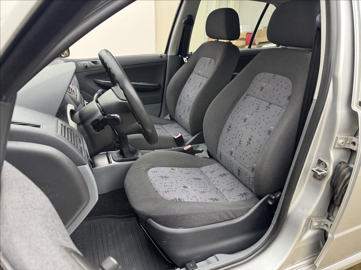 Škoda Fabia Hatchback 1,2 l 40 kw