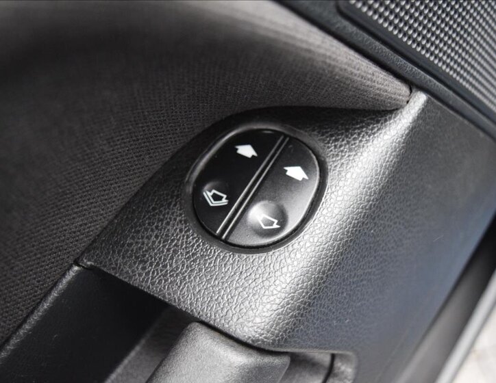 Ford Fusion Kombi 1,4 l 59 kw