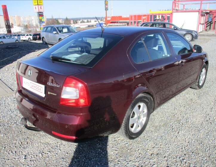 Škoda Octavia Sedan / Limuzína 2,0 l 103 kw