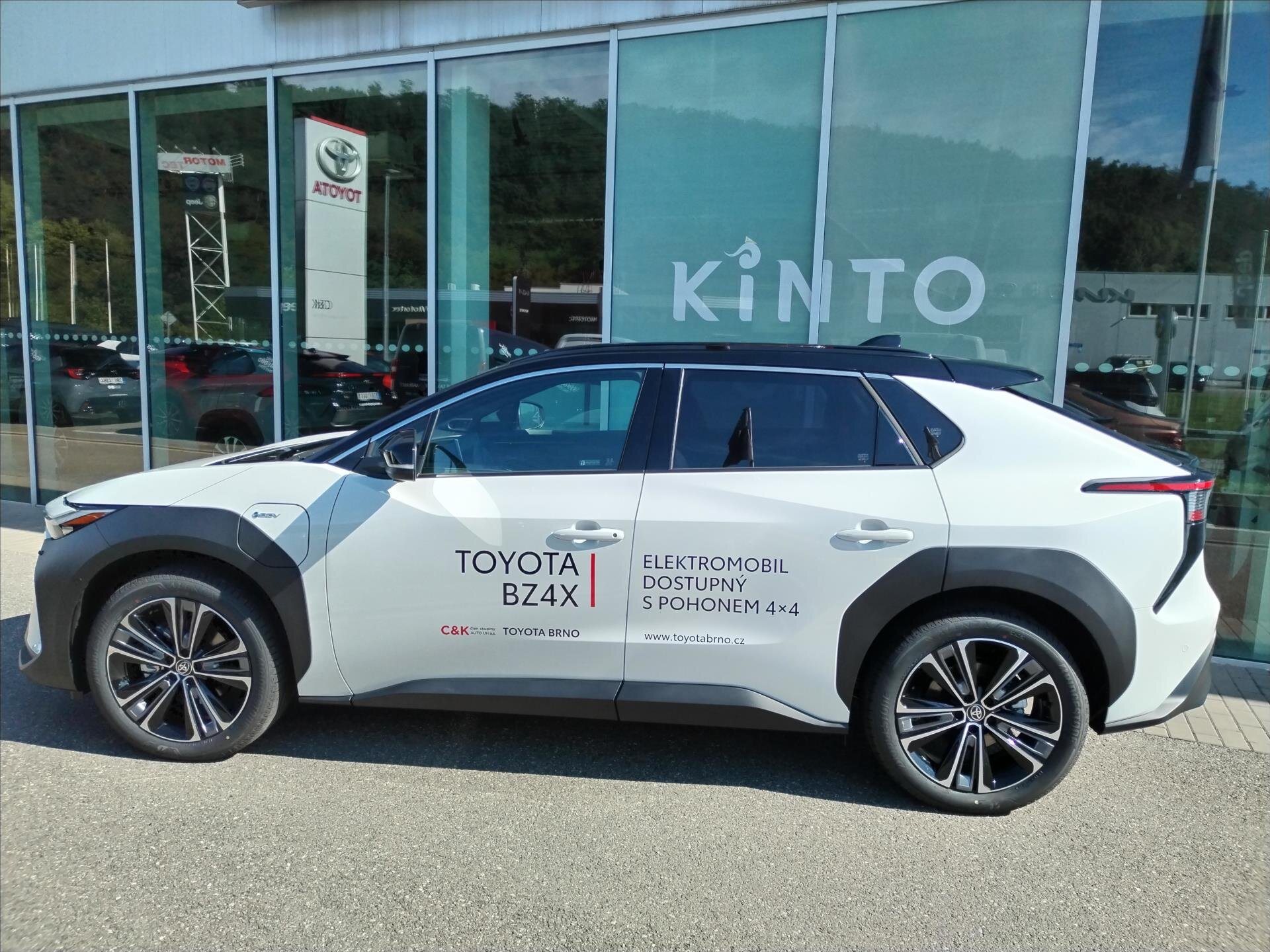 Toyota bZ4X SUV / Terénní 0,0 160 kw