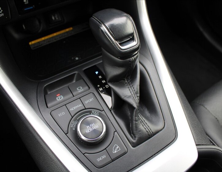 Toyota RAV4 SUV 2,0 l 129 kw