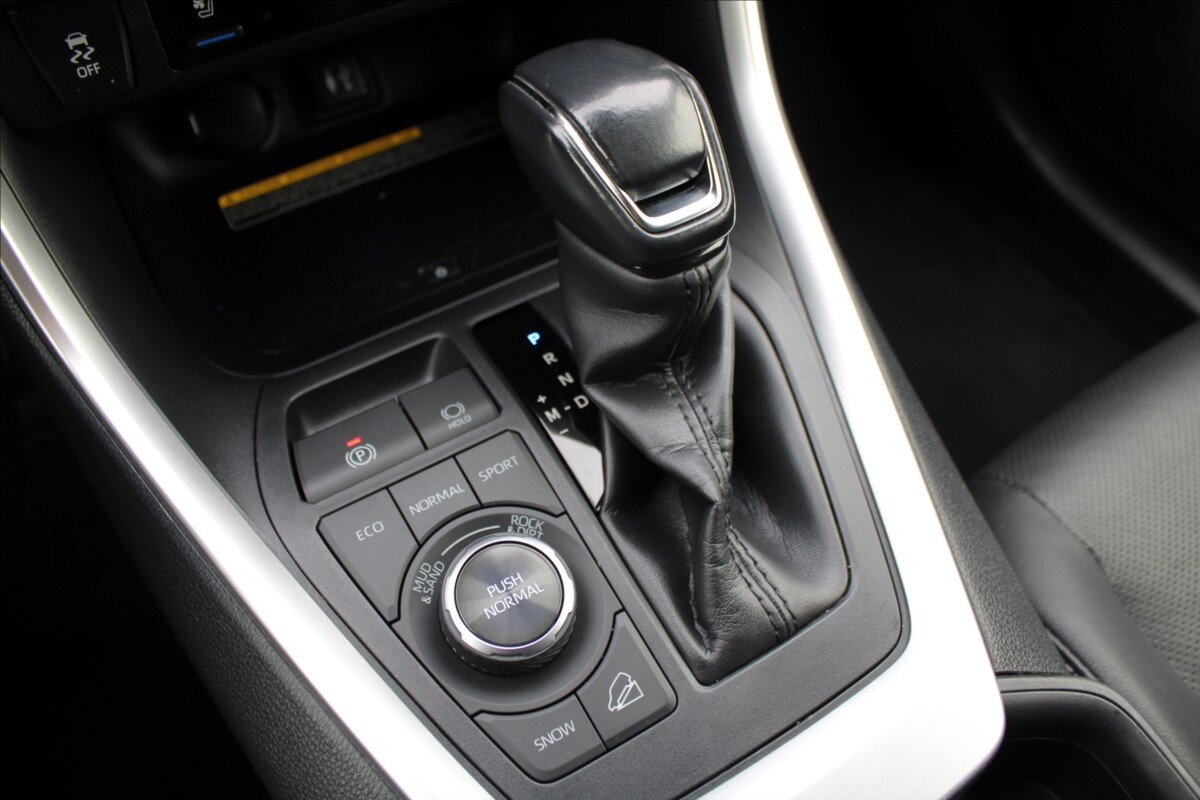 Toyota RAV4 SUV 2,0 l 129 kw