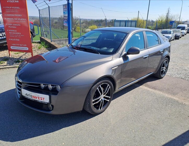 Alfa Romeo 159 Sedan / Limuzína 1,9 l 110 kw