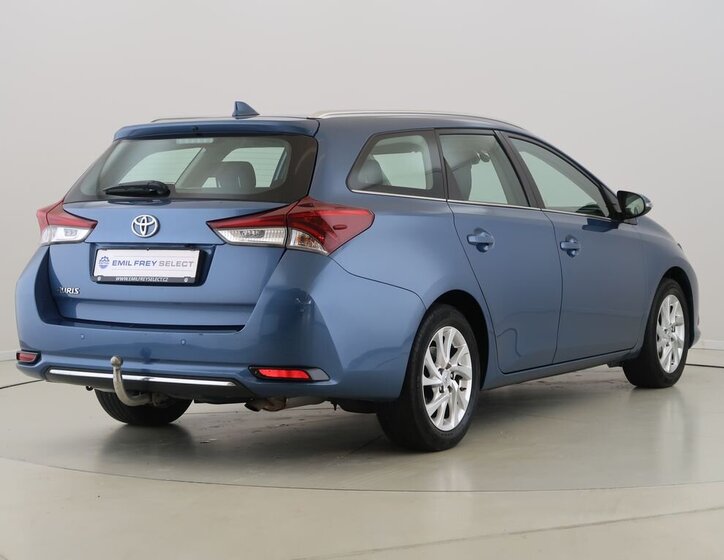 Toyota Auris Kombi 1,6 l 97 kw